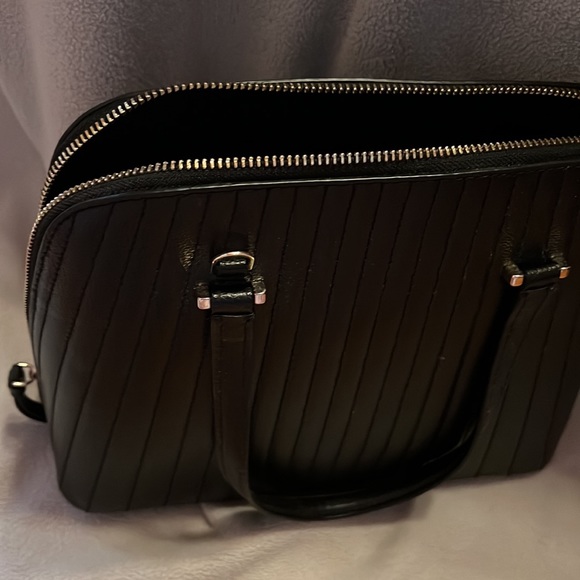 Kate Spade, handbag, lightly used - Picture 3 of 4